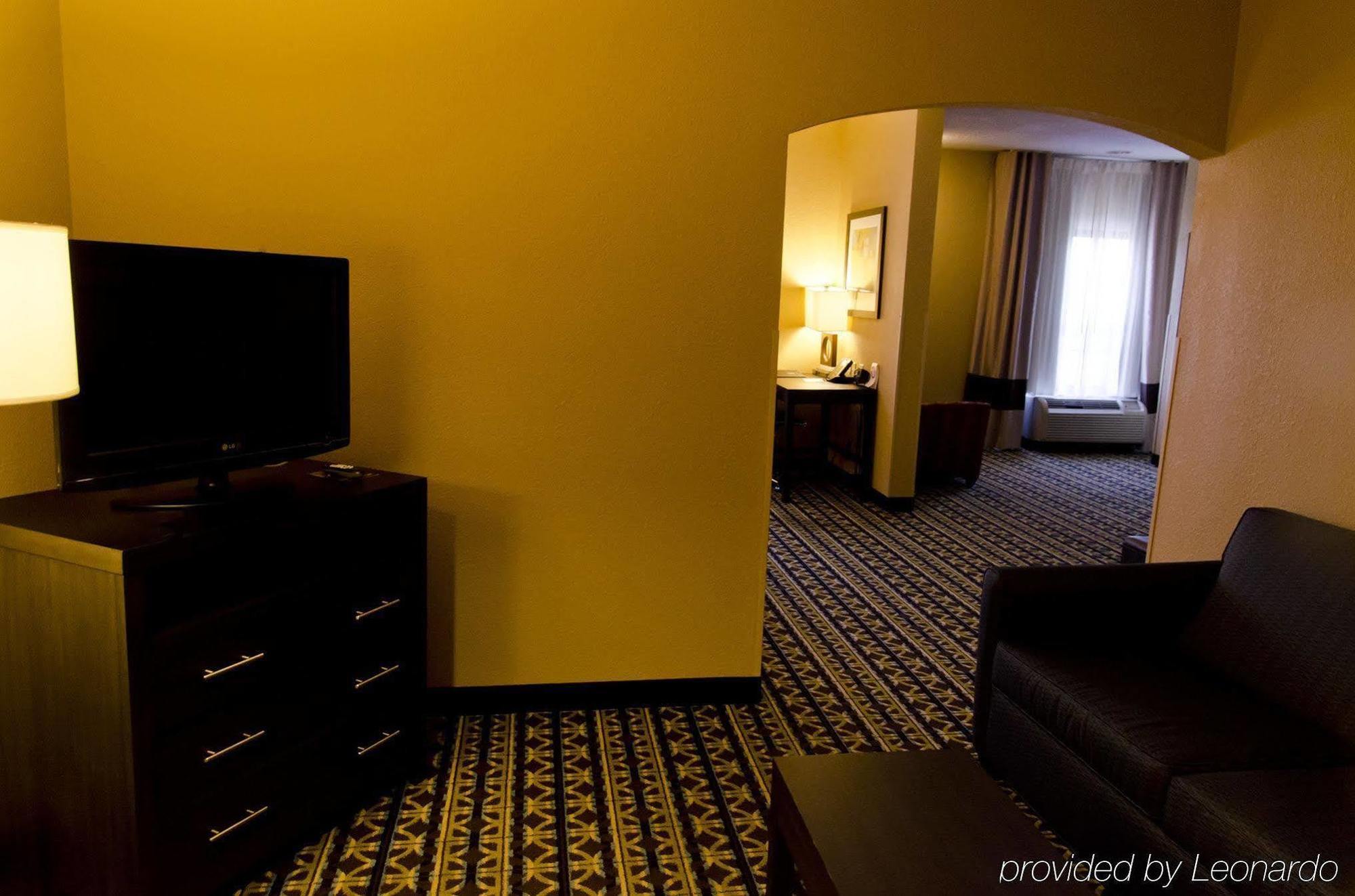 Comfort Suites Monroe Zewnętrze zdjęcie